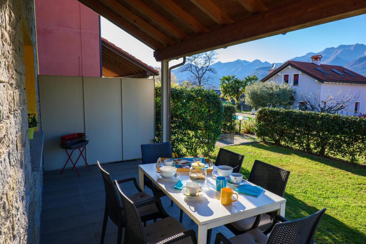 Residence Girasole Casa Gialla Colico Exterior foto